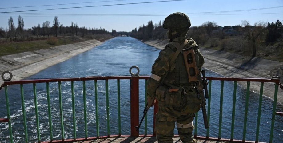 Российский солдат, ВС РФ, подрыв Каховской ГЭС, эвакуация, диверсанты, Херсонская область