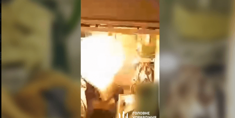 Серпухов, судно, корабль, взрыв, огонь, пожар