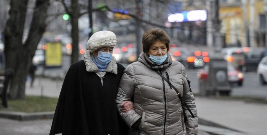 коронавирус, люди на улице, киев