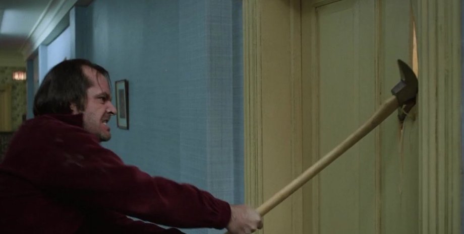 Скриншот из фильма "Сияние"