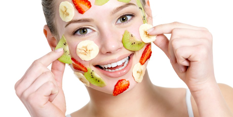 Чем опасны маски из ягод и фруктов