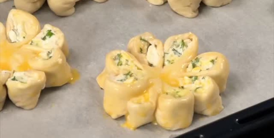 перекус выпечка из слоеного теста, быстрая выпечка, слоеное тесто рецепты