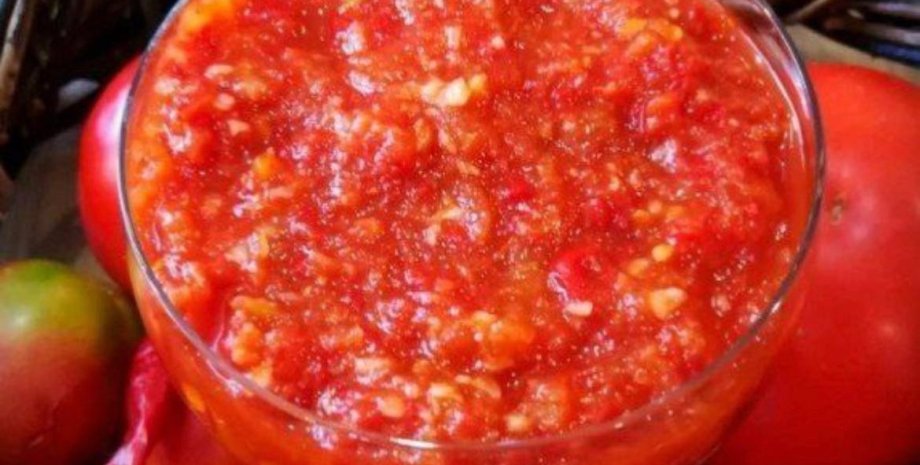 Как заготовить аджику без помидоров на зиму: ТОП-8 рецептов