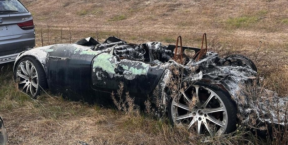 згоріло авто, геннадій кернес, авто кернеса, Wiesmann GT MF4, Wiesmann GT, Wiesmann MF4