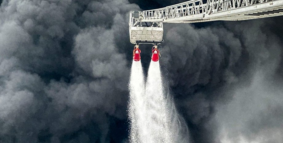 Наслідки обстрілу Львівської області