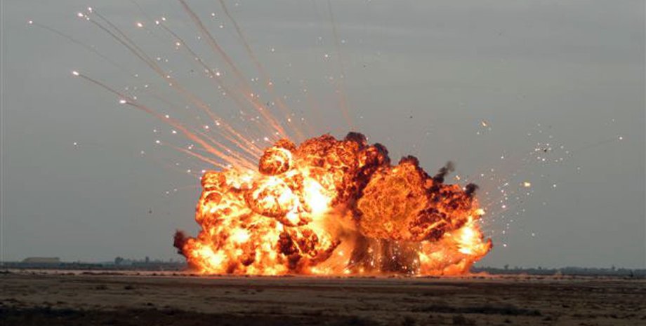 вибух, пожежа, місце вибуху, наслідки вибуху