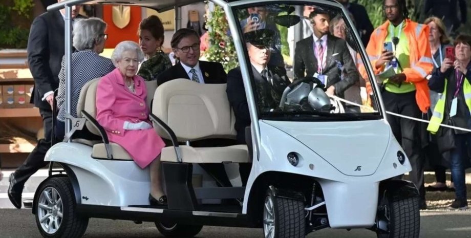 Гольф-кар Garia Courtesy Garia Courtesy, Гольф-кар, Авто, Автомобили, Аукцион, Королева Елизавета, Елизавета II, Королевская семья, Фото