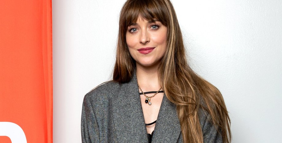 Coldplay, дакота джонсон, крис мартин, роман, интервью