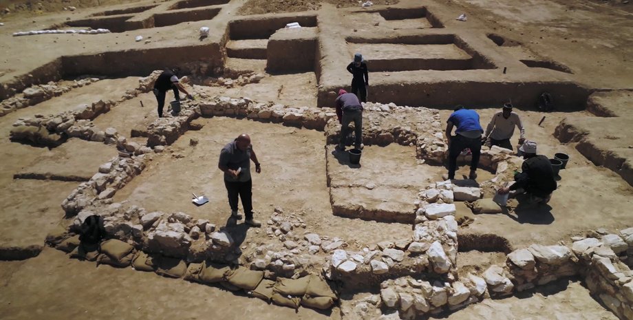 раскопки, мечеть, люди, фото