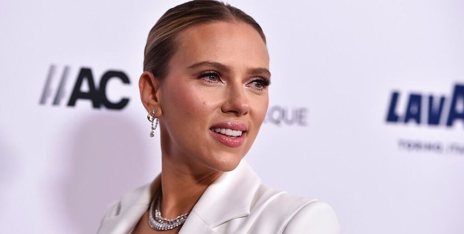 Скарлетт Йоханссон, мир юрского периода, стивен спилберг, Скарлетт Йоханссон фильмы, известная франшиза