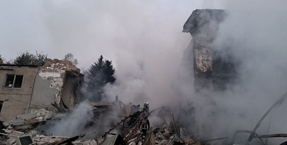 запорожье обстрел, ракетный удар, пожар, пострадавшие