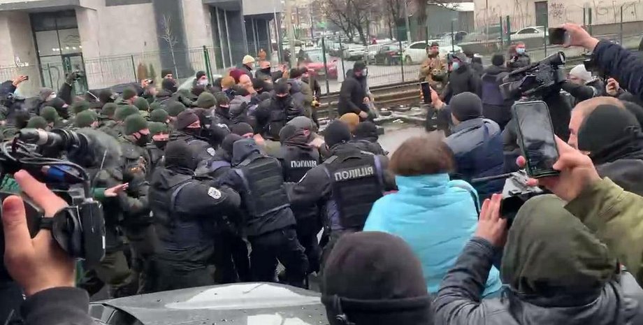 НАШ, 112, NewsOne, Zik, макс назаров, закрытие, солидарность, радикалы