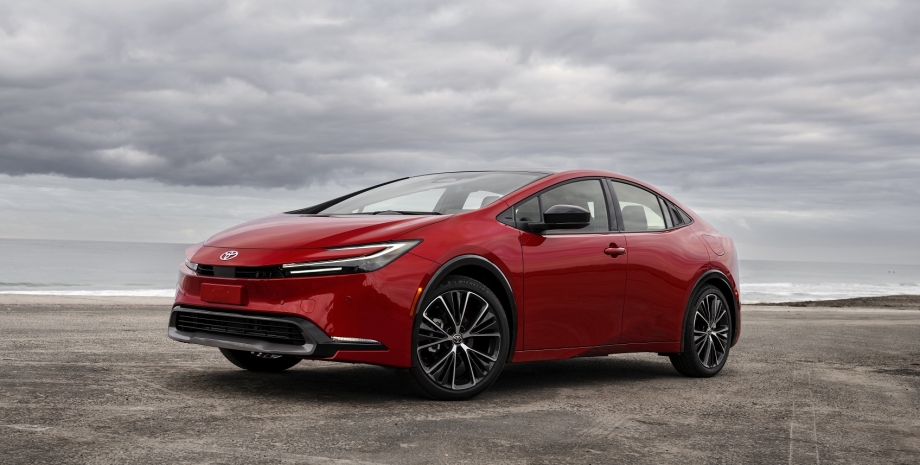 Toyota Prius Toyota Prius, авто року, найкращі авто року, найкращий кросовер, найкращий кросовер