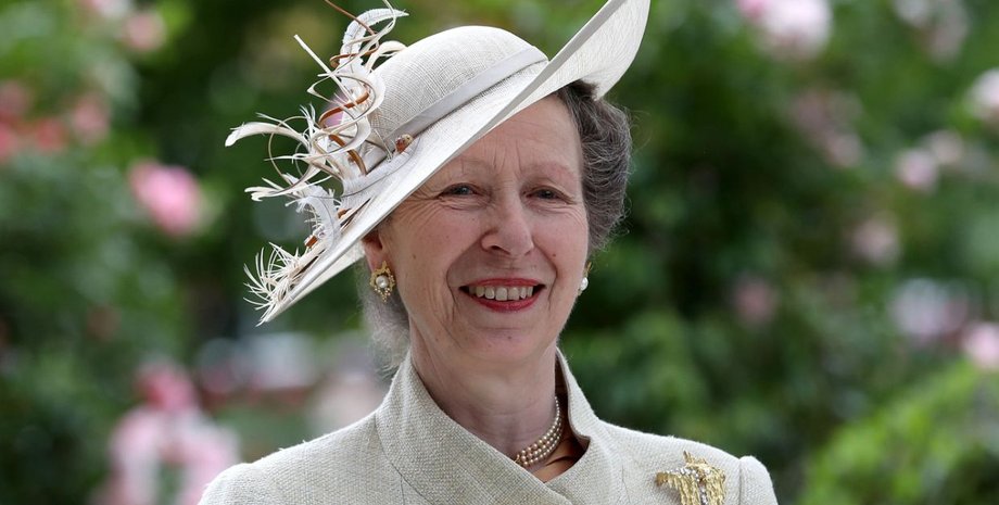 принцесса анна, королевское рождество, тимоти лоуренс, коронавирус, омикрон