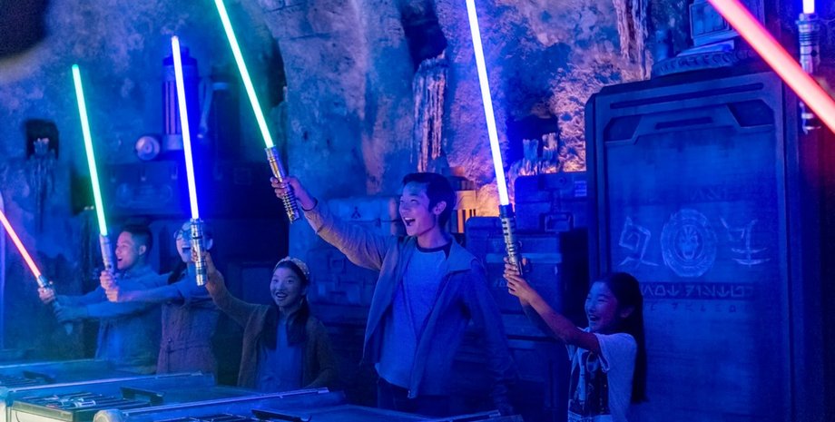 зіркові війни, Disney, світловий меч