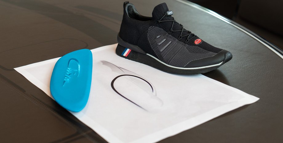 Bugatti готує лінійку спортивного одягу