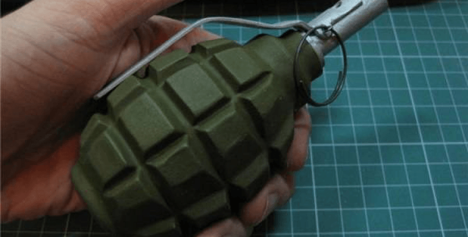 Нідерланди, граната, українці в світі