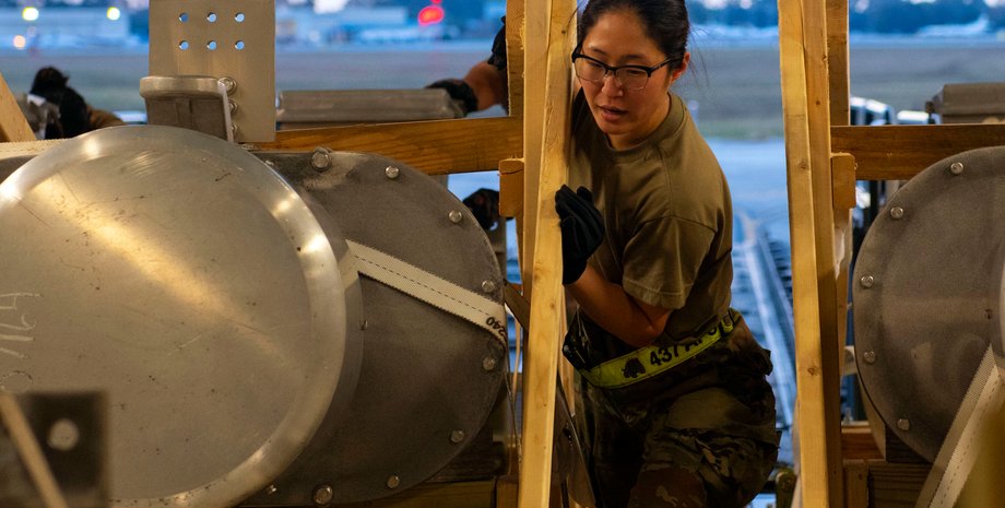 Военная помощь США, фото