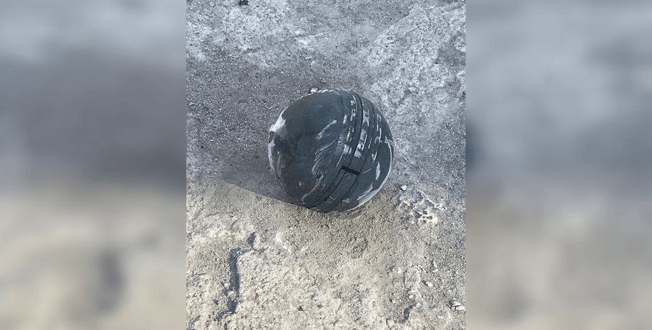 Во время обстрела Кременчуга россияне раскрыли в городе кассетные боеприпасы