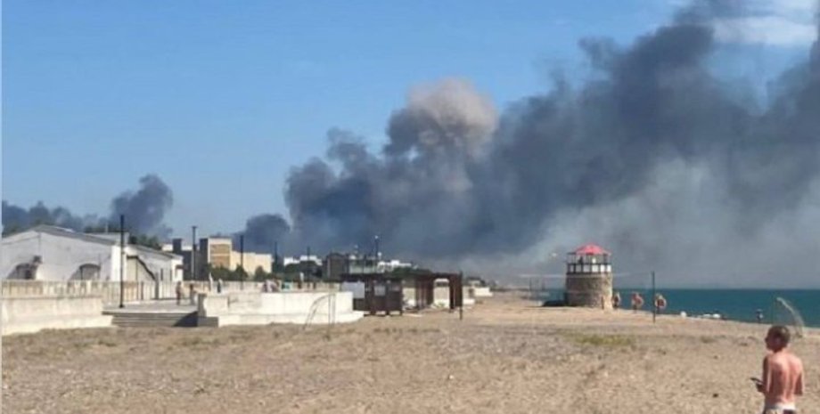 Вибухи в Криму