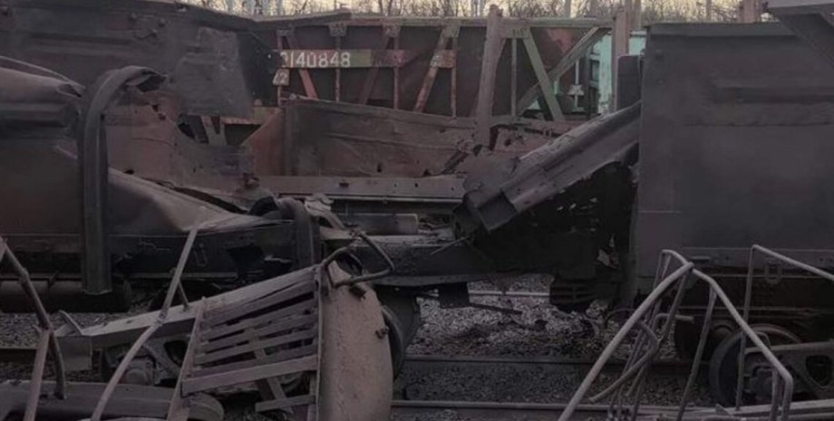 У центральній Україні обстріляли залізницю