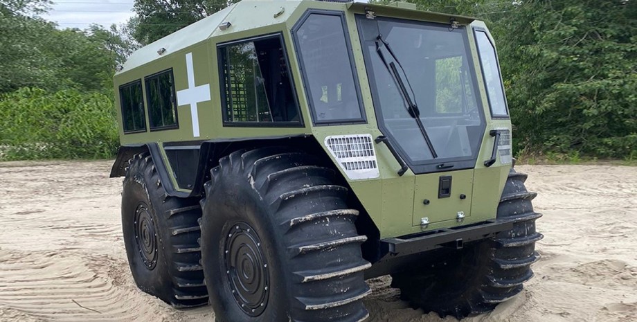 The Ukrainian Takha all -terrain vehicle can move on ice, move on water and over...