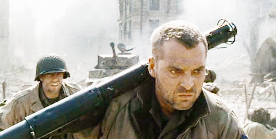 Том Сайзмор, спасти рядового райана, умер актер