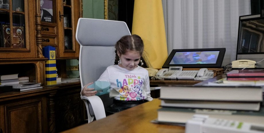 Черновцы, детский сад, буллинг, девочка