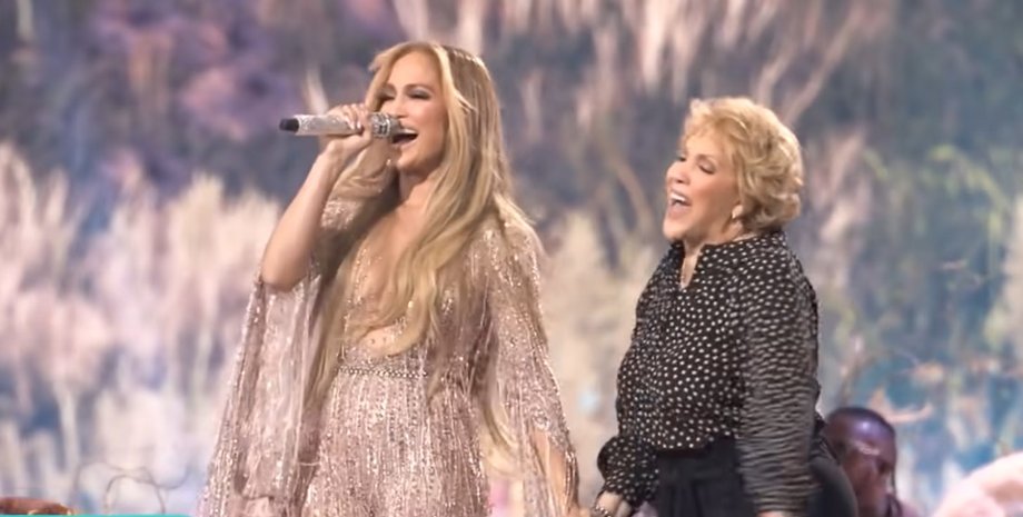 Гваделупе Родригес, Дженнифер Лопес