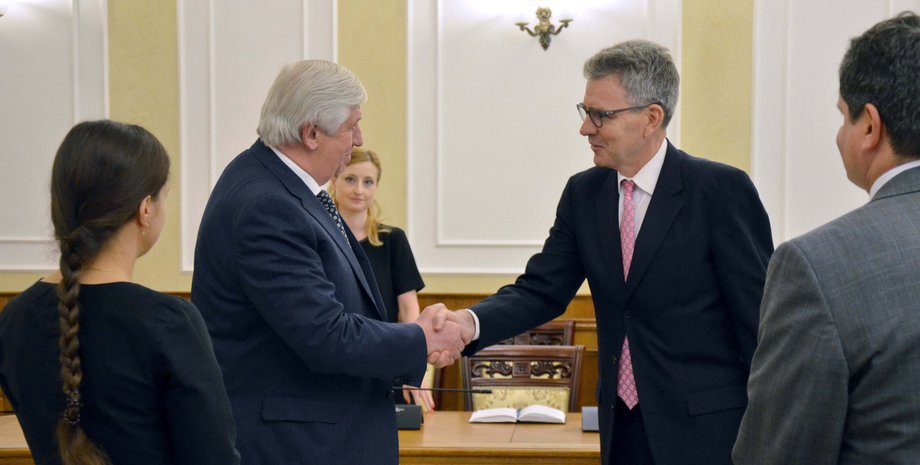 Генпрокурор Виктор Шокин и Джеффри Пайетт / Фото: Пресс-служба ГПУ