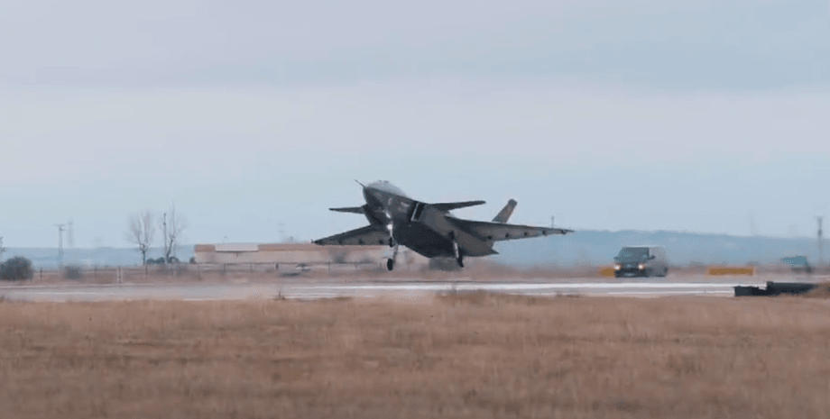 перший зліт kizilelma