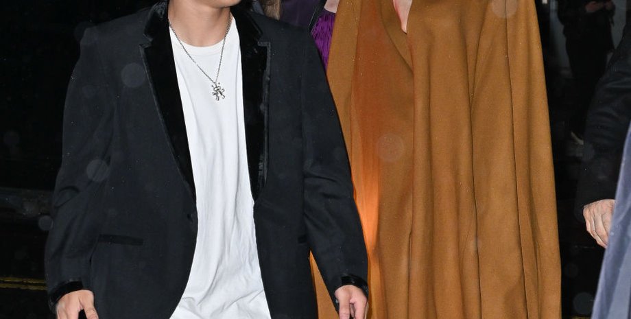 Анджеліна Джолі та її прийомний син Пакс