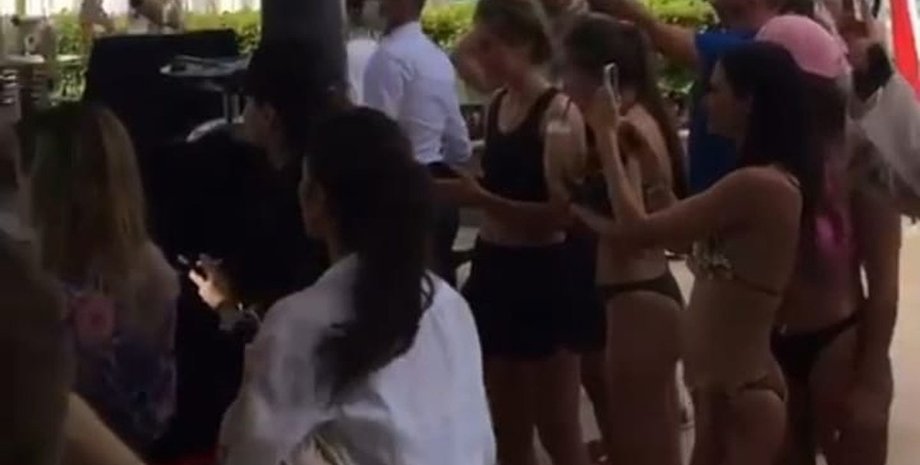 вечірка туреччина, туреччина, уркаінци, росіяни, росіяни, вечірка, карантин, без масок, порушення карантину