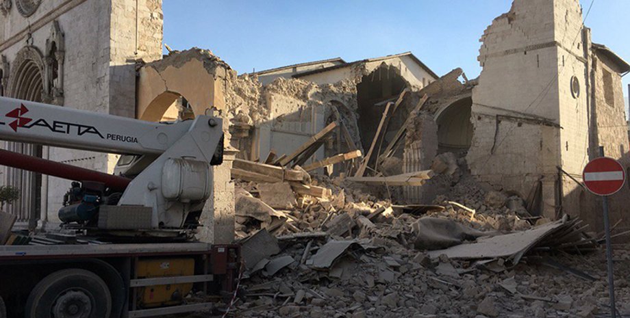 Разрушенная Базилика Святого Бенедикта в Норчии / Фото: Twitter