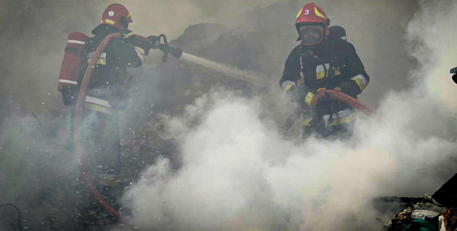 У Львові та Києві спалахнули пожежі