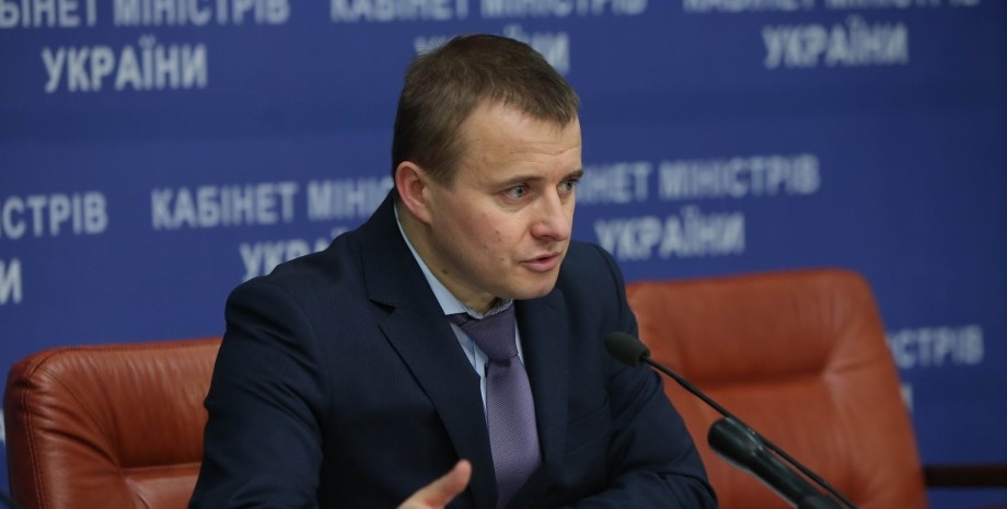 Ексміністру Демчишину оголосили про підозру в справі про постачання вугілля з ОРДЛО