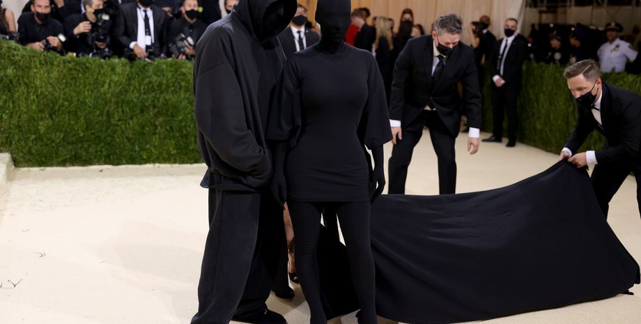 костюм Ким Кардашьян для Met Gala 2021