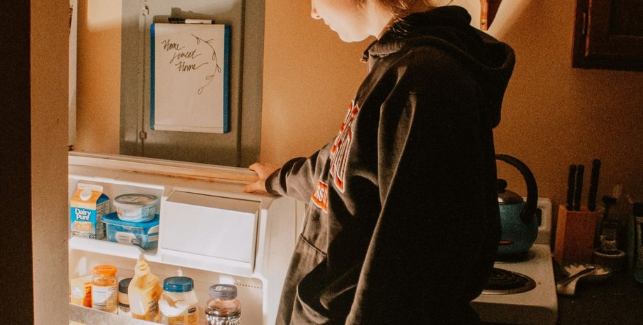 Як правильно зберігати продукти в холодильнику