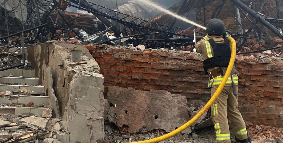 ракети, влучання ракети, суми удар ракетою