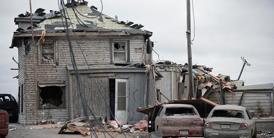 Последствия торнадо в Иллинойсе / Фото: John J. Kim