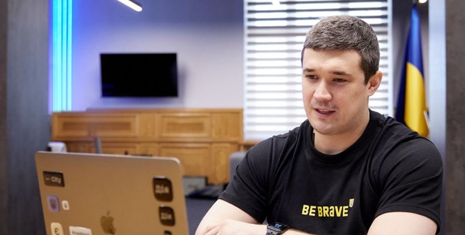 Сфера образования частично перейдет на электронную документацию к концу года