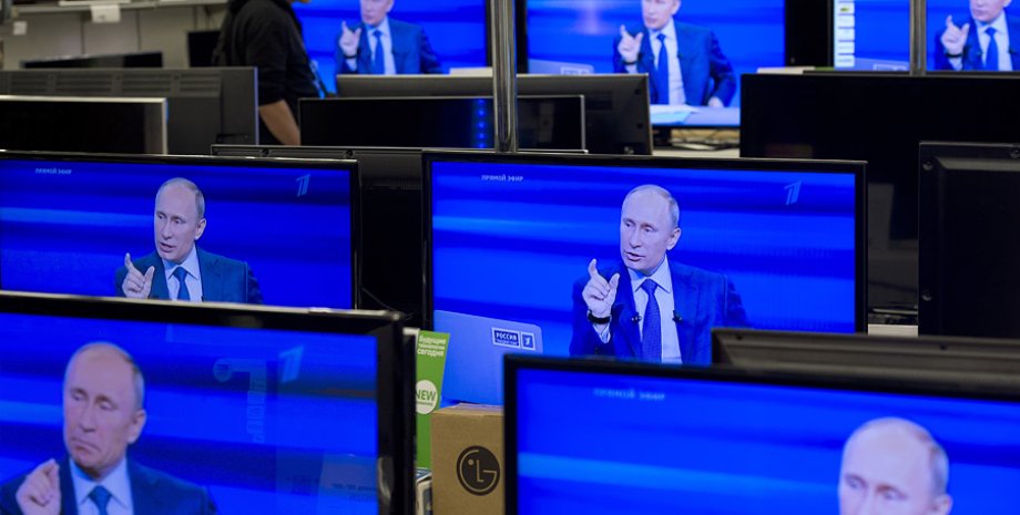 Владимир Путин на российском ТВ / Фото: "РИА Новости"