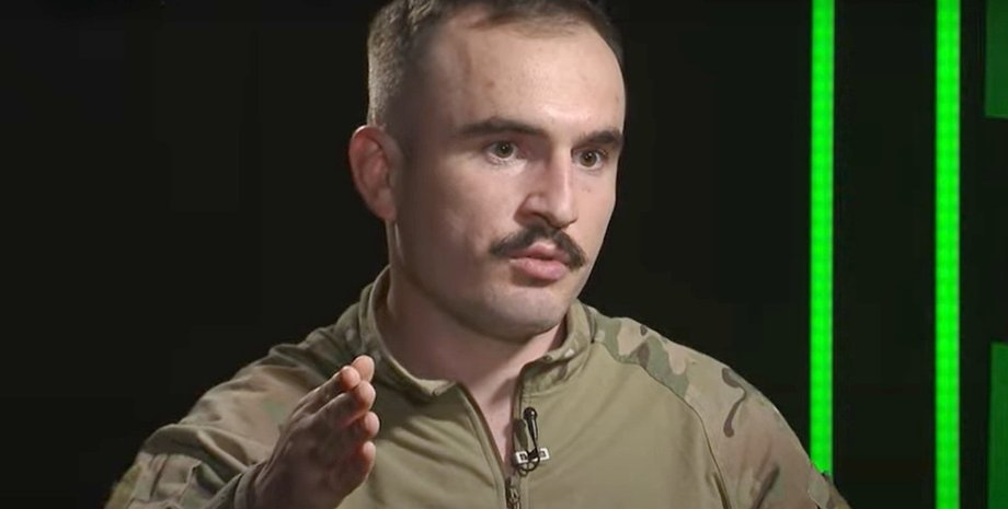 Щоб покращити процес мобілізації і щоб не було бусифікації, Україна пвинна платити достойну зарплату бійцям ЗСу, вважає рекрутер СБУ Петро Конопля