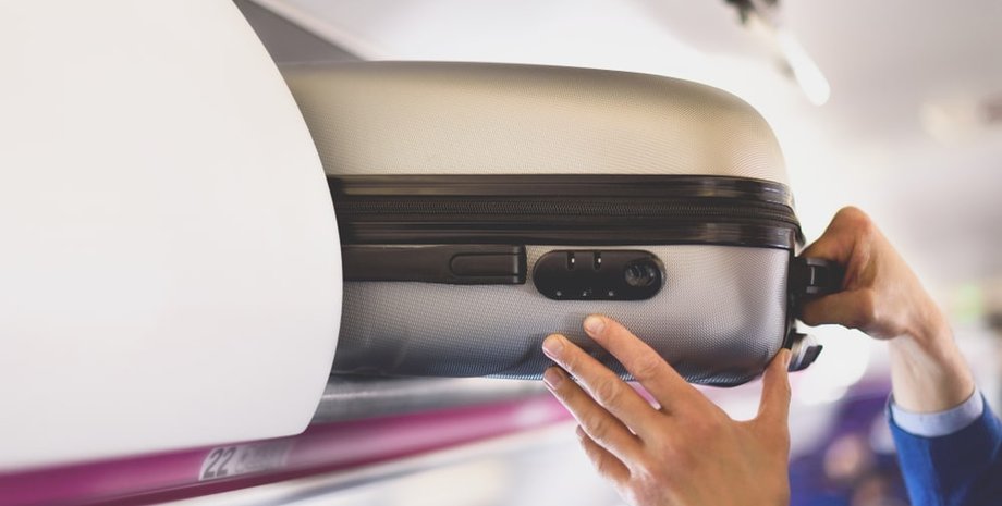 Мужчина обвинил авиакомпанию в "мошенничестве" с весом груза: там "не нашли нарушений"