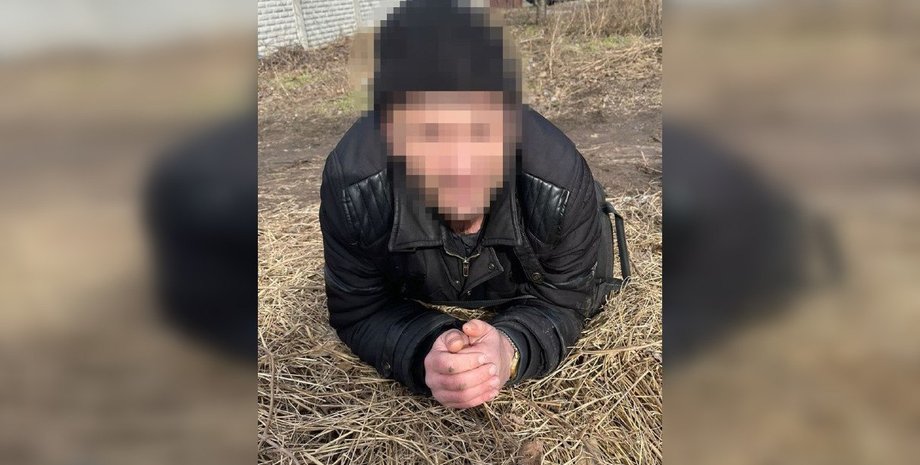 СБУ задержала агентов ФСБ, которые следили за руководством военкоматов Киева (фото)