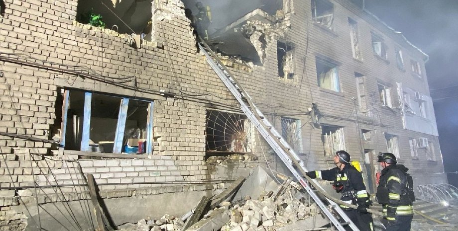 Последствия обстрела РФ 2 мая, удар РФ Запорожье, обстрел Запорожье, Укрзализныця Запорожье, Укрзализныця завод удар РФ