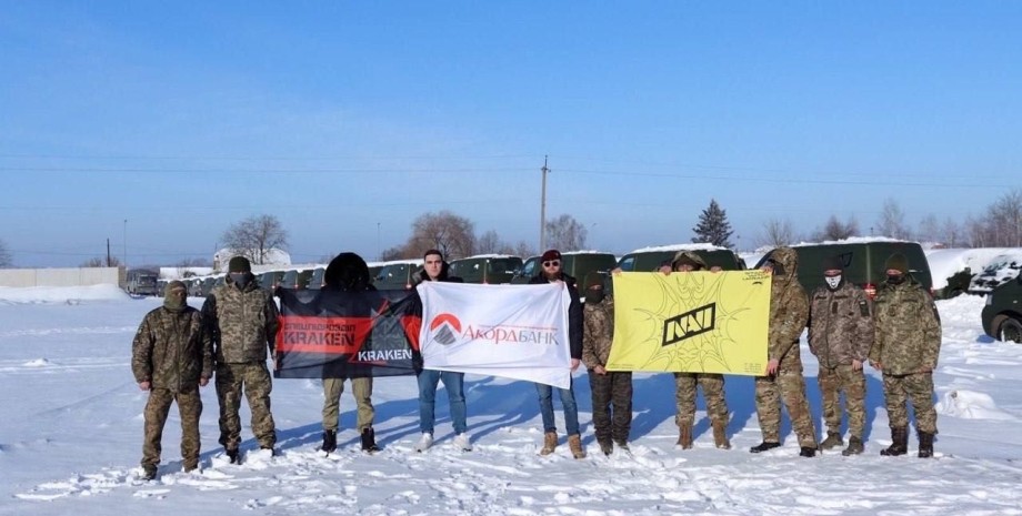 Capdbank de los primeros días de la guerra ayuda a las fuerzas armadas de Ucrani...