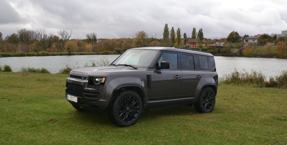 Land Rover Defender OCTA