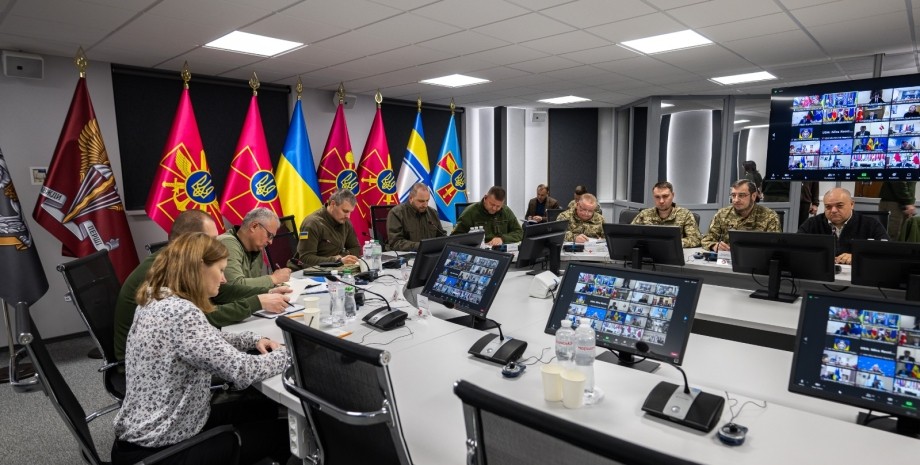 Заседание "Рамштайн" Минобороны, Рамштайн, Рустем Умеров, военная помощь, поставки оружия, западные союзники