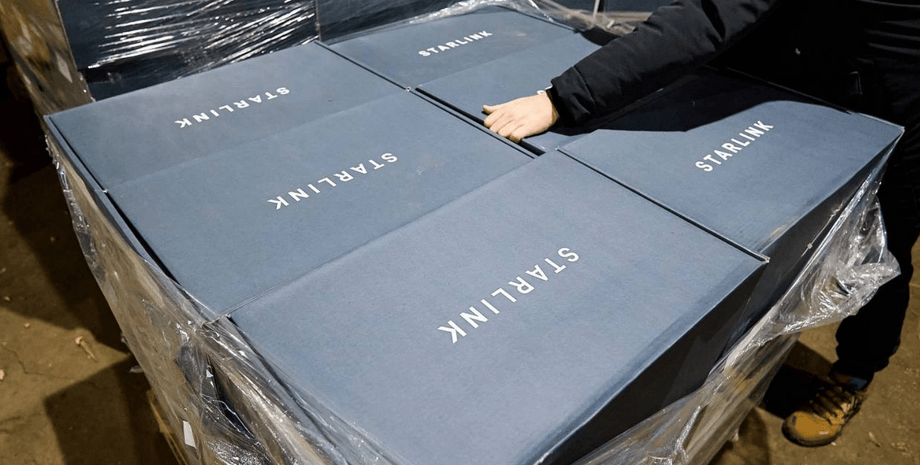 Starlink, термінали, супутниковий інтернет, SpaceX, Ілон Маск, війна РФ проти України